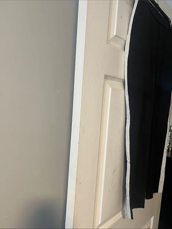 Mango Black Straight-Leg Pants with White Side Stripe - Image 4
