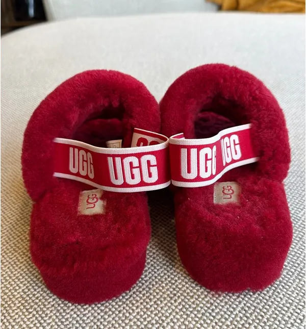 UGG Slippers red - Image 3