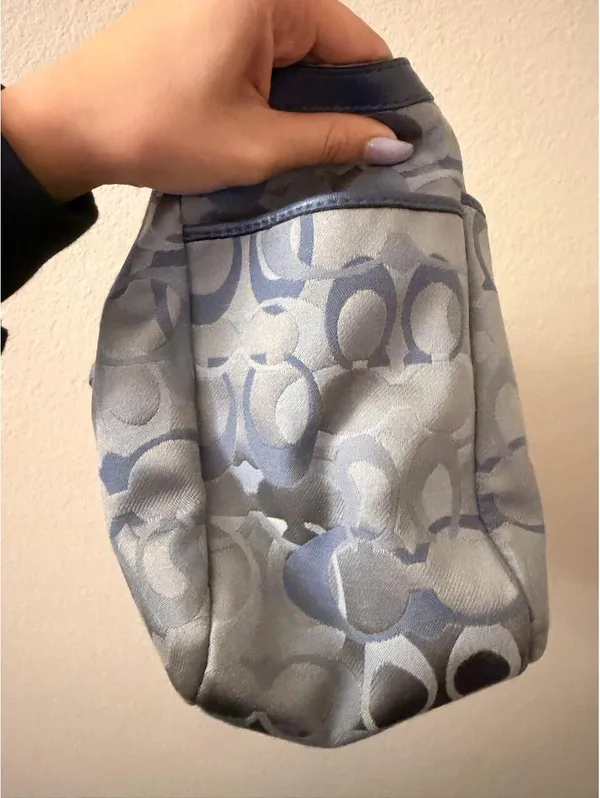 Vintage Ash Blue Coach Gallery Optic Signature Tote - Image 3