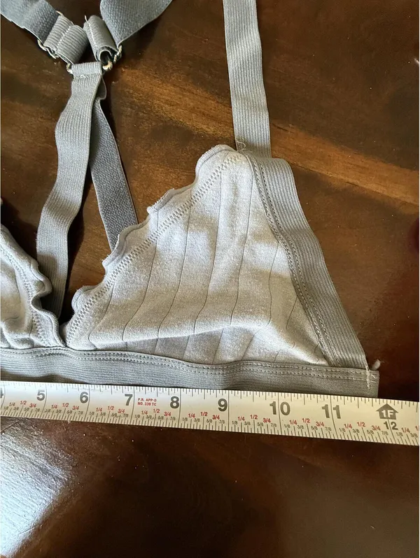 Urban Outfitters Lught Gray Ribbed Adjustable Bralette Size M - Image 7