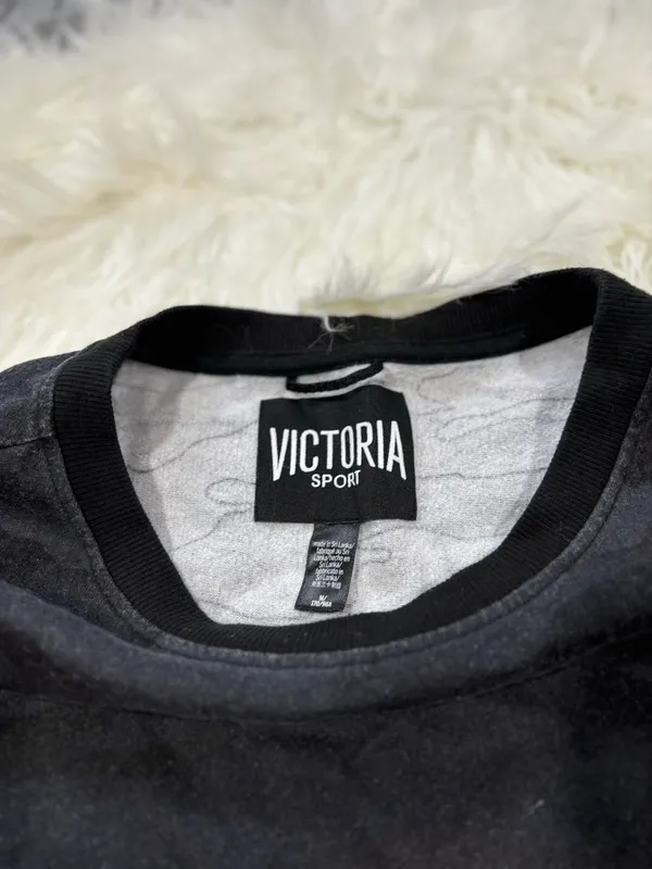 Victoria Sport Cropped Camo Long Sleeve - Image 3