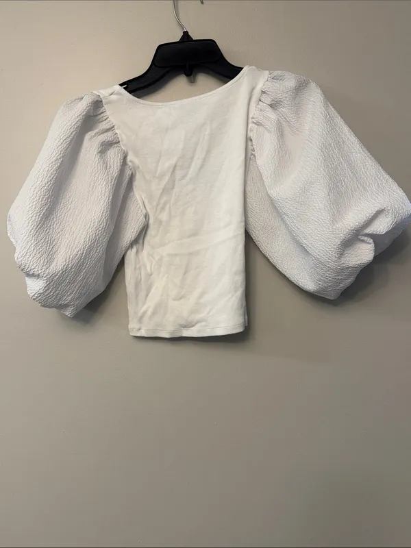 Zara White V-Neck Puff Sleeve Crop Top - Image 4