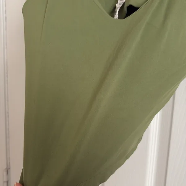 Lululemon Align Tank Top Nulu Size 6 Green Foliage - Image 5