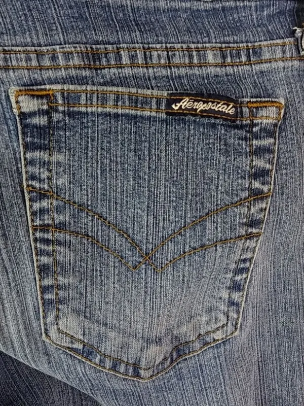 Aeropostale 6 29/29 Medium Wash Flare Jeans - Image 4