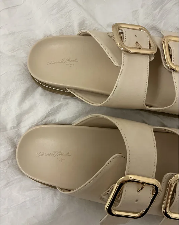 Universal Threads sandals  - Image 3