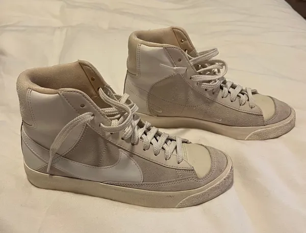 Nike Blazers - Image 3