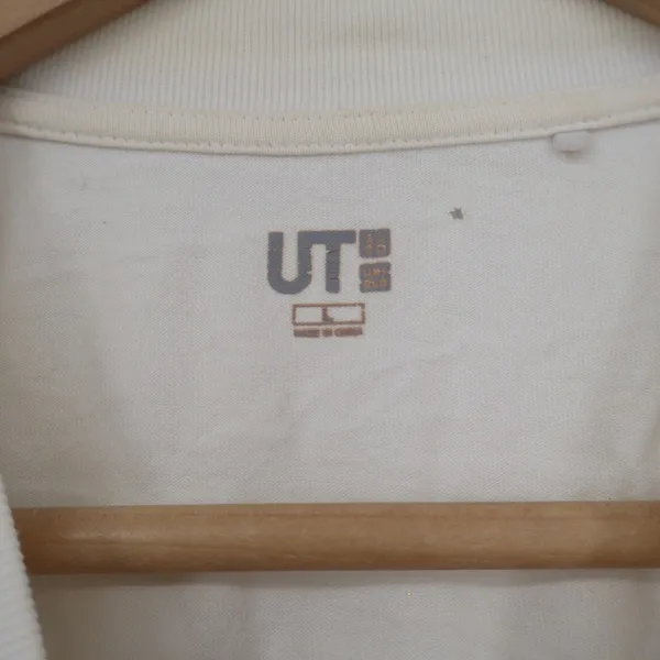 Uniqlo UT The Devil Wears Prada Graphic T-Shirt Cream Large Anne Hathaway Movie - Image 2