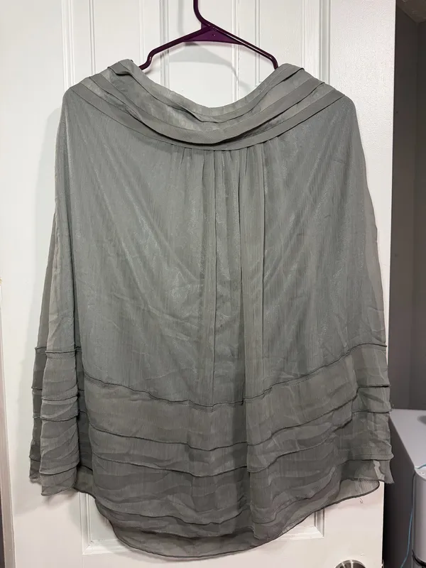 Downeast Basics Sage Green Sheer Tiered Skirt Size XL. - Image 2
