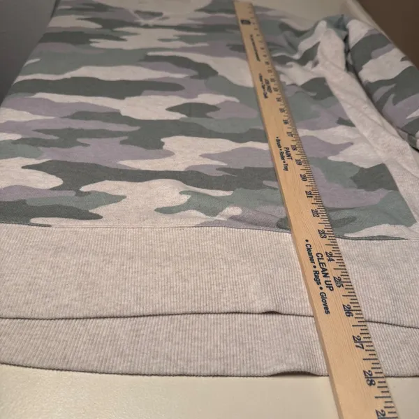 Aerie Womens Camo Crewneck Sweatshirt Large Grey Green Camouflage Side‎ Slits - Image 6