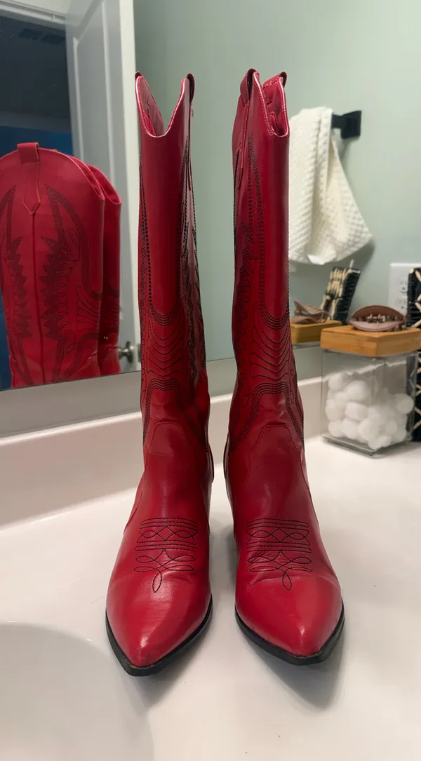 Billini Red Cowboy Boots Size 10 - Image 3