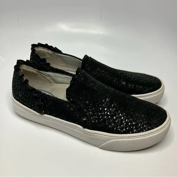 Nurse Mates by Sofft Farrah ruffle black leather slip on sneakers size‎ 8.5 - Image 2