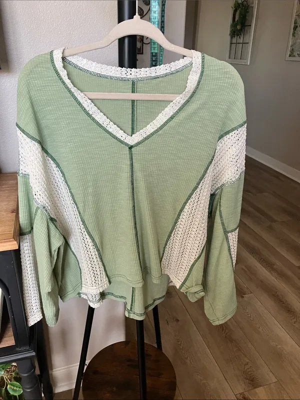 Patchwork Sage waffle Knit V - Image 3