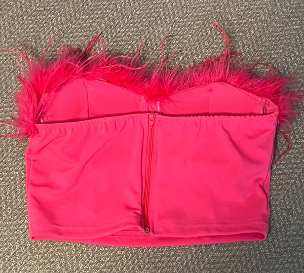 SHEIN Hot Pink Feather Top (w/ built in bra) Size M - Image 2