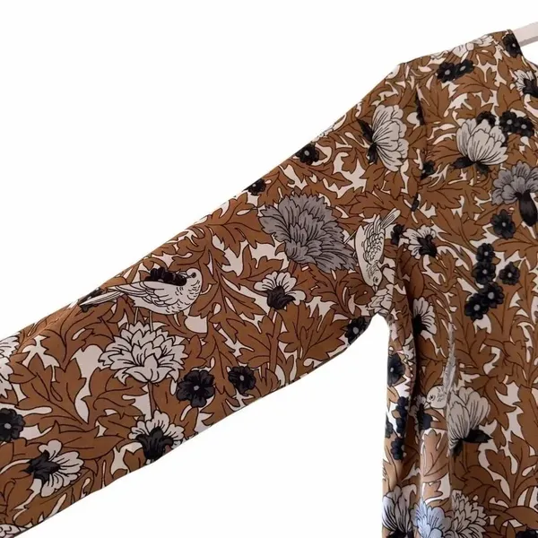 Ann Taylor Floral Mixed Media Pleat Front Gold Gray Office Career Top Sz MP - Image 4