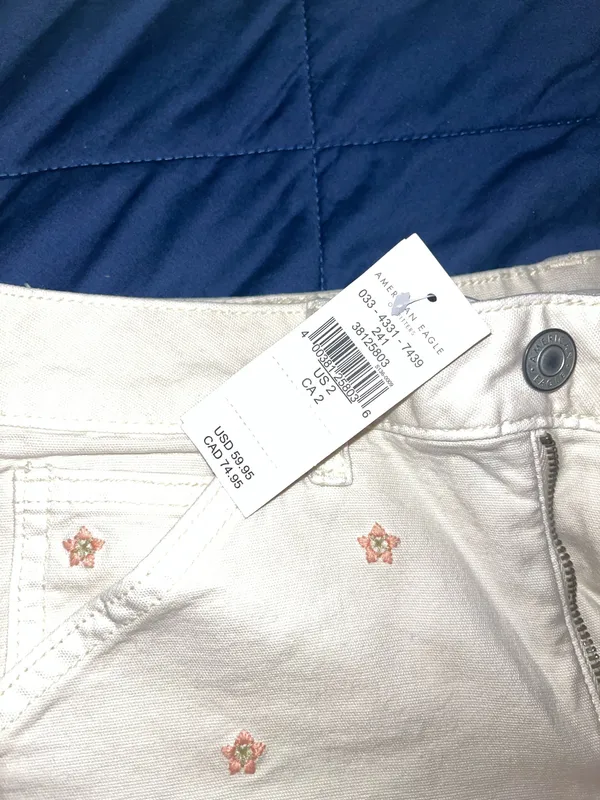 American Eagle Shorts - Image 3