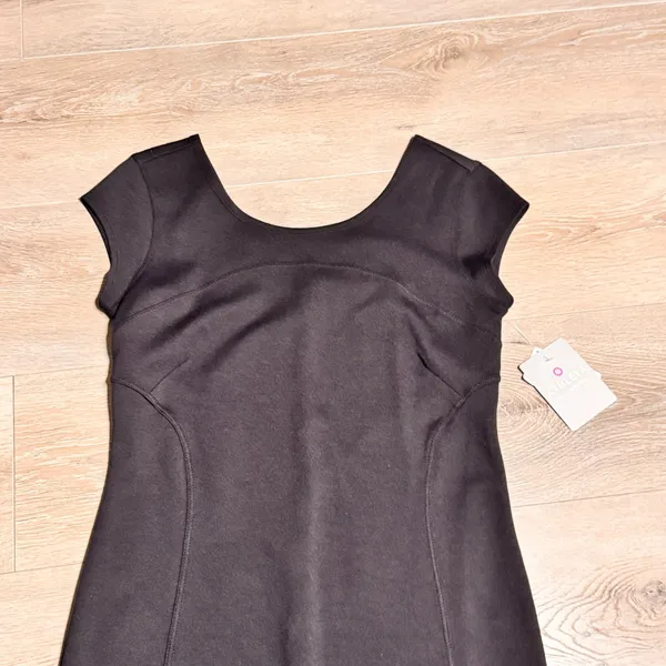 NWT Athleta Illusion Dress Black Short Sleeve V Neck Sheath Knee Length Medium M - Image 3
