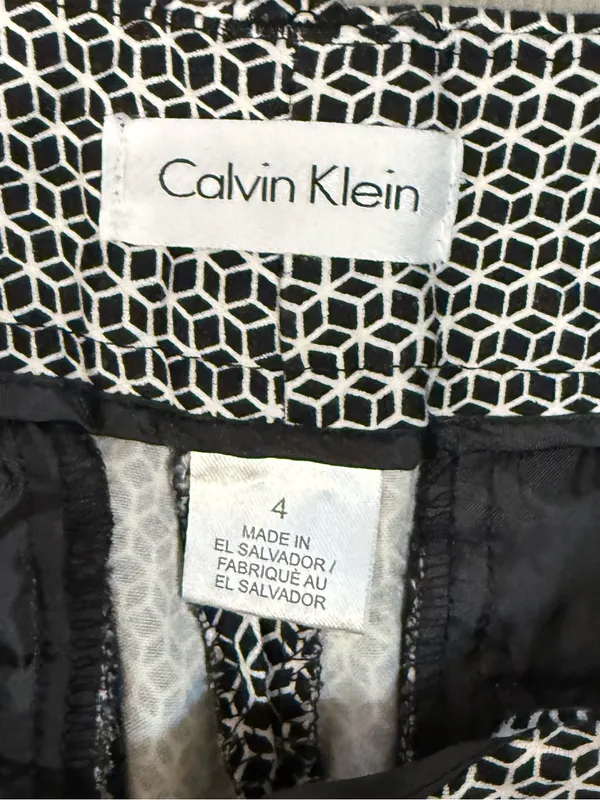 Calvin Klein Black & White High-Waist Leopard Print Shorts - Image 3