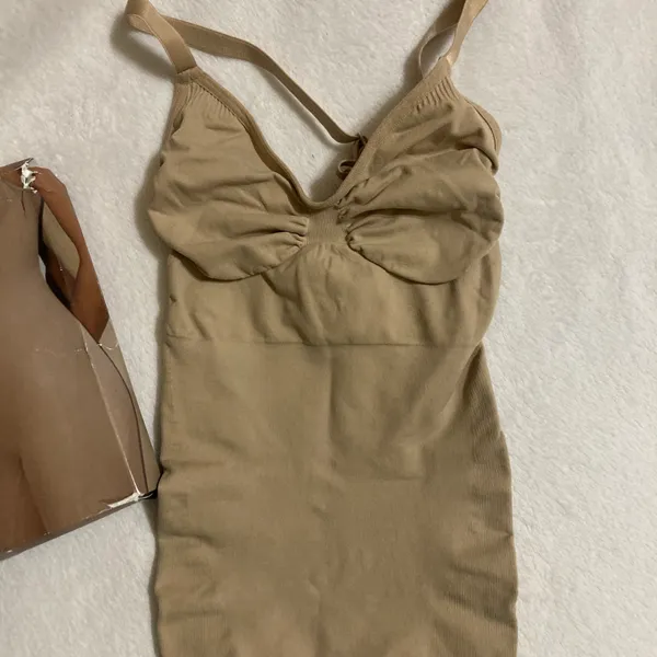 SKIMS Sculpting Mid Thigh Bodysuit - Image 2