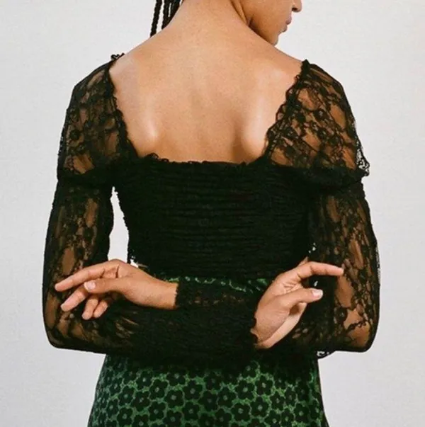 Urban Outfitters NWOT Crop Lace Top - Image 3