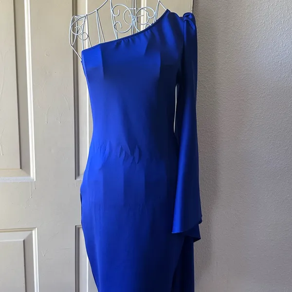 No Comment Chic One-Shoulder Royal Blue Dress - Image 5