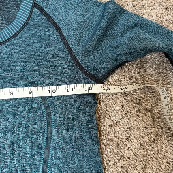 Lululemon Swiftly Tech Long Sleeve 2.0 Women Size 2 Teal Excellent Thumbholes‎ - Image 2