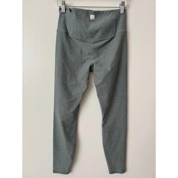 Vuori S Clean Elevation Leggings in Sea Foam Green - Image 6
