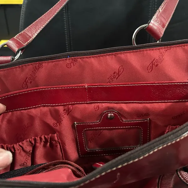 Fossil Elegant Red Leather Tote Bag - Image 9