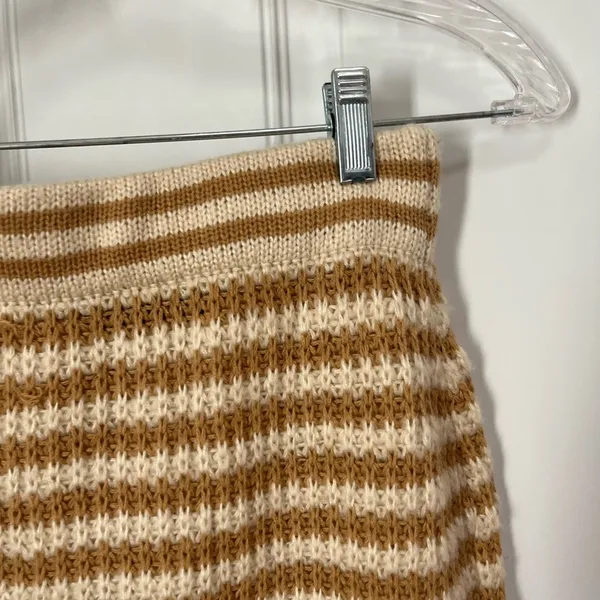 POL knit striped sweater style midi skirt‎ size small tan cream - Image 4