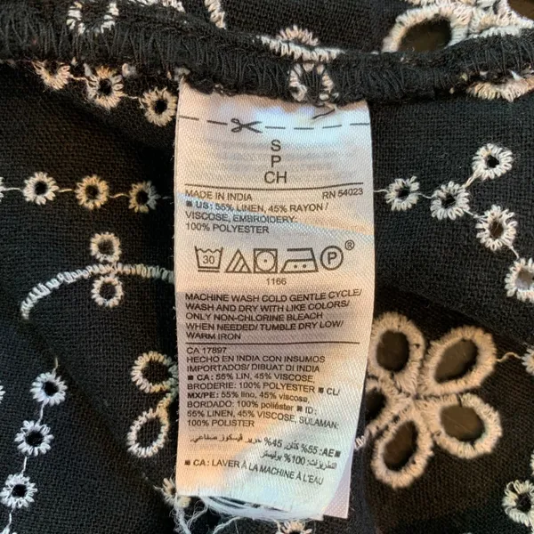 Old Navy Off Shoulder Black Dress S Embroidered Floral‎ Scallop Hem Linen Blend - Image 5