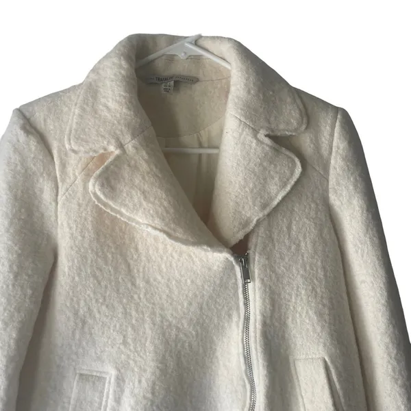 Zara Trafaluc Size Small Cream Tweed Wool Blend‎ Diagonal Zip Jacket - Image 2