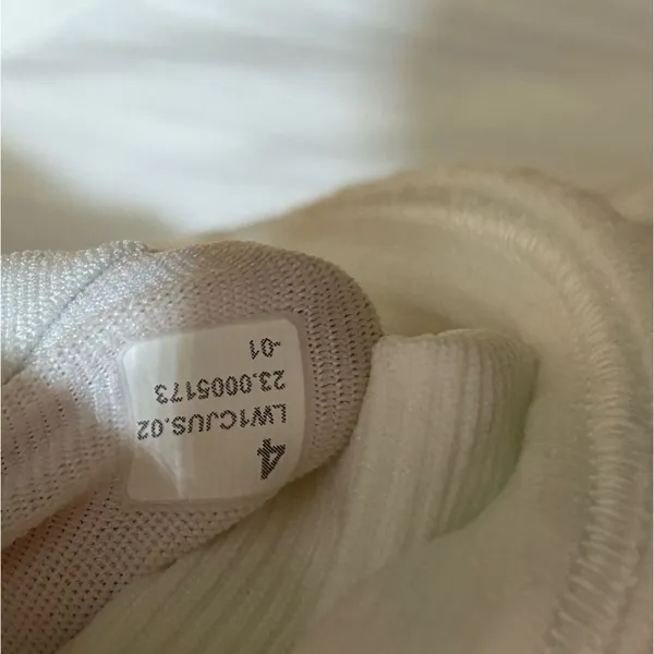 Lululemon Ebb to Street Racerback Crop Top White Size 4 Yoga Workout Gym - Image 8