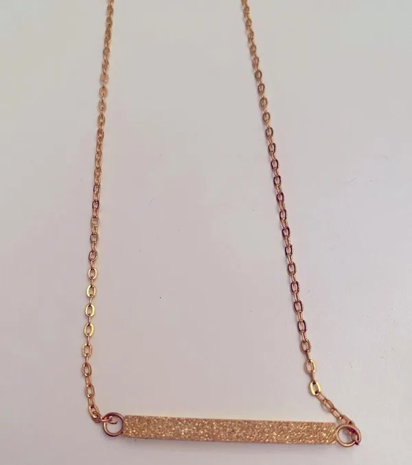 Gold bar necklace - Image 2