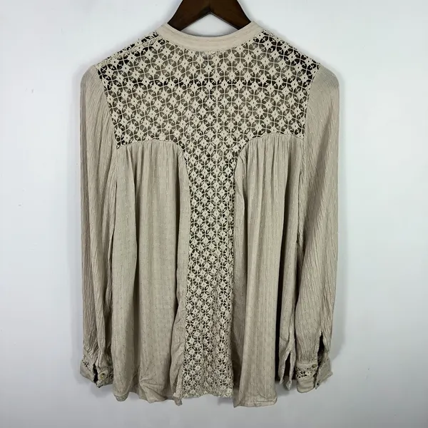 Free People Button‎ Down Blouse Womens Small Tan Lace Crochet Gauze Boho Top - Image 2