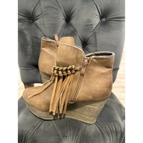 Sbicca Vintage Collection Brown Fringe Wedge Ankle Boots Women's Size 8 Boho - Image 7