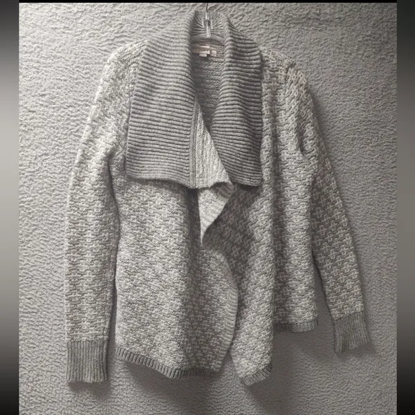 LOFT Women’s Gray Textured Knit Cardigan Sweater Shawl Collar Fall Chic M - Image 5