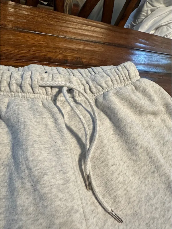 Old Navy jogger sweatpants sz L - Image 3