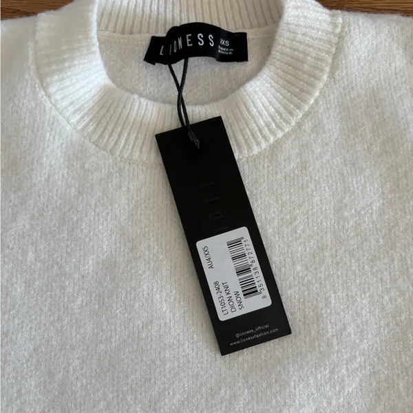 Lioness sweater - Image 3