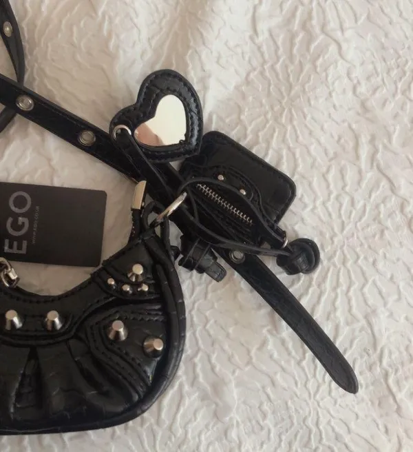 Black Mini Purse - Image 4