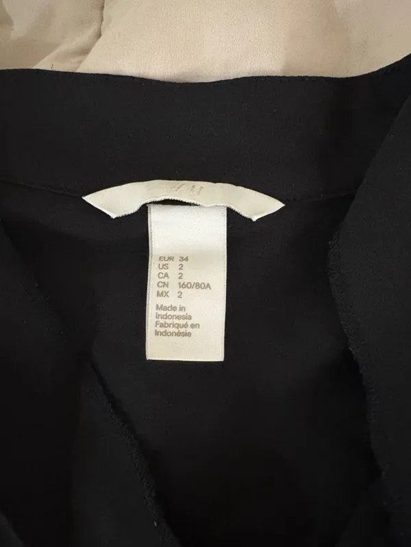 H&M Women's Black Long Sleeve Blouse - Image 2