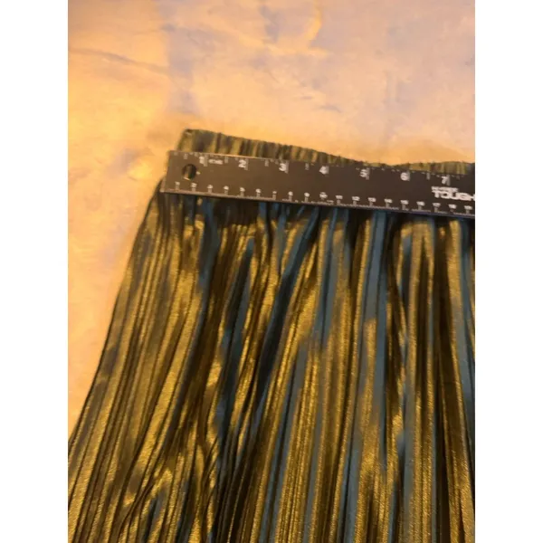 Sugar + Lips Sage Pleated Skirt Size L - Image 10