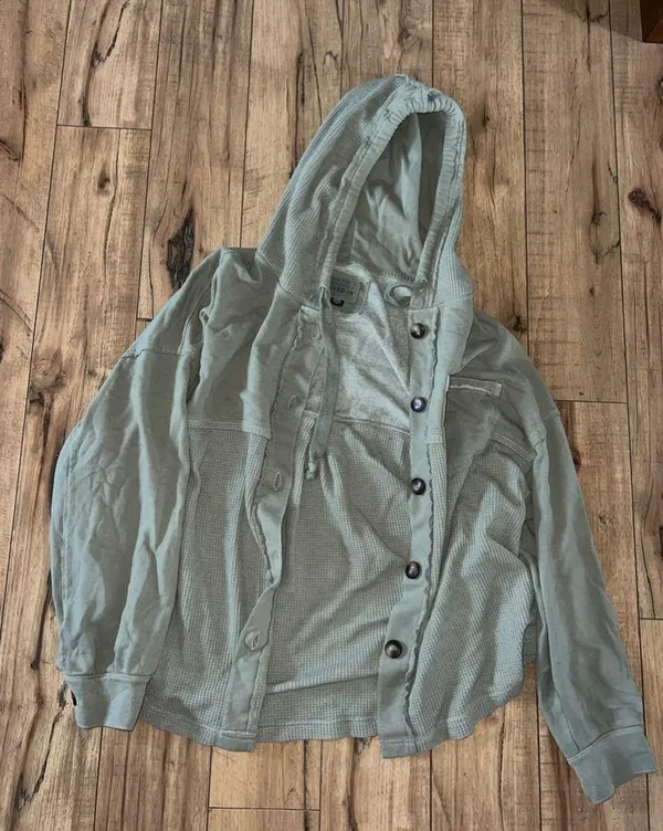 Green comfy top - Image 4