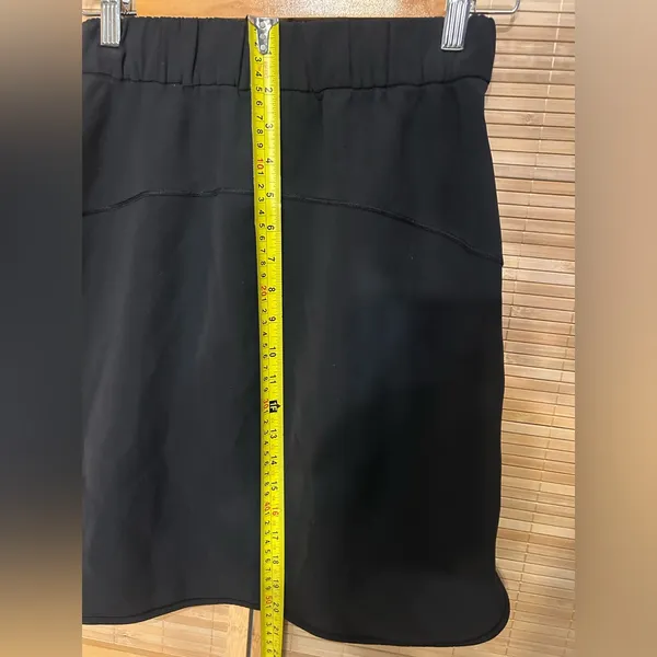 Lululemon Black Woven On The Fly Pull On Skirt Pockets 4 Elastic Waist - Image 8
