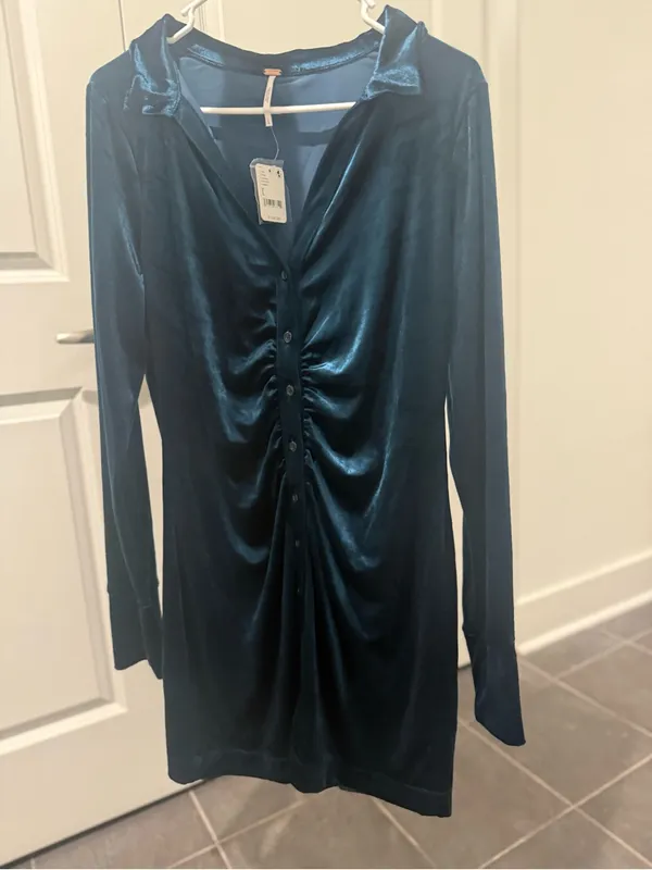 Free People "Shayla" velvet mini dress - Image 6