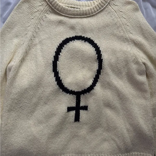 Madewell x Girls Inc. Female Symbol Keaton Pullover Sweater - Image 6