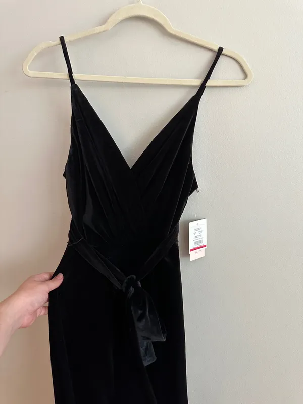 David’s Bridal V-Neck Velvet Jumpsuit with Tie Waist - Image 9