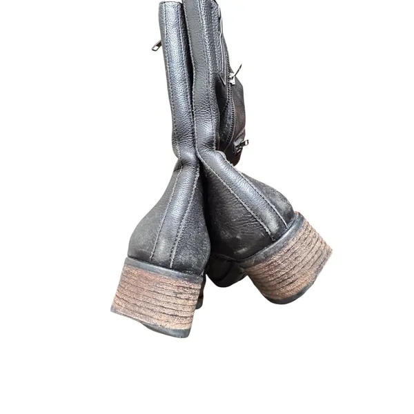 VERA WANG Leather Moto Boots Black Sz 8 - Image 7