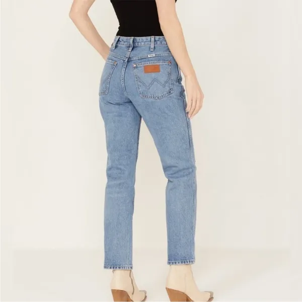 Wrangler Wild West 603 High Rise Straight Ripped Knee Jeans NEW 29 x 28 - Image 6