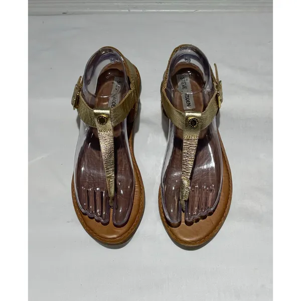 Steve Madden gold flat sandals  Size 8 - Image 2