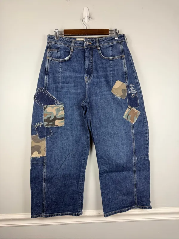 Anthropologie Kenna Mid-Rise Heritage Barrel Jeans by Pilcro: Patchwork Edition camo 29 - Image 3