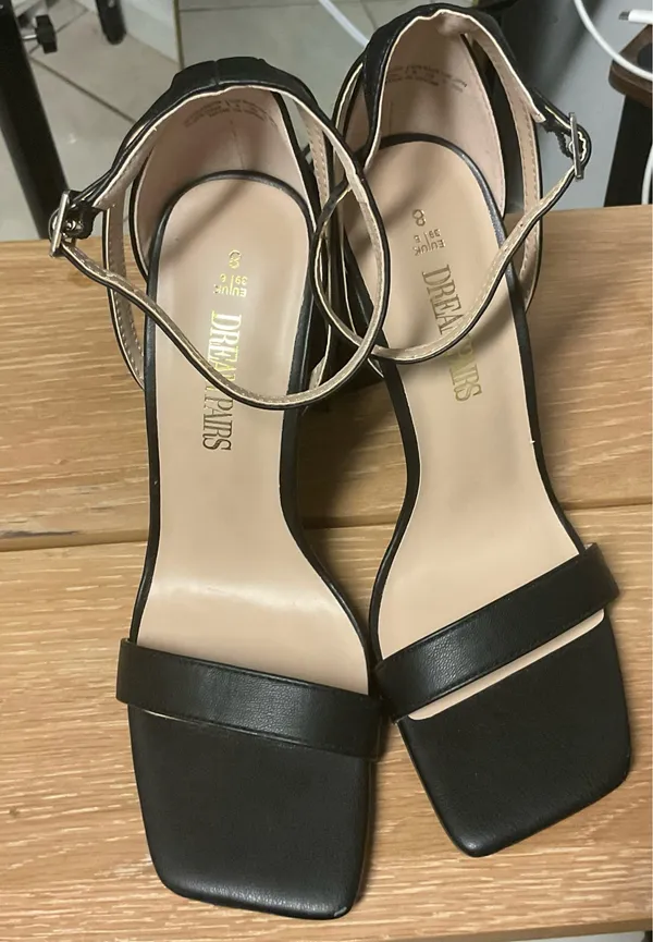 Black Dreampairs block heels Size 8 - Image 4